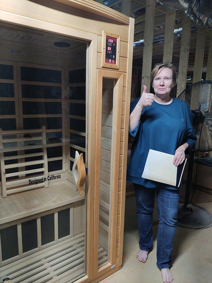 medical saunas with ahppy customer - 12
