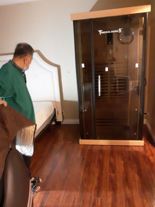 medical saunas with happy customer 23