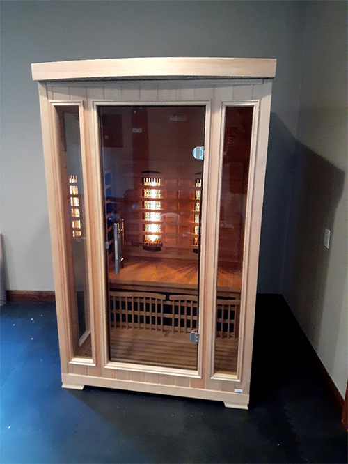 medical saunas with happy customer 82