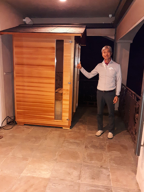 medical saunas with happy customer 34