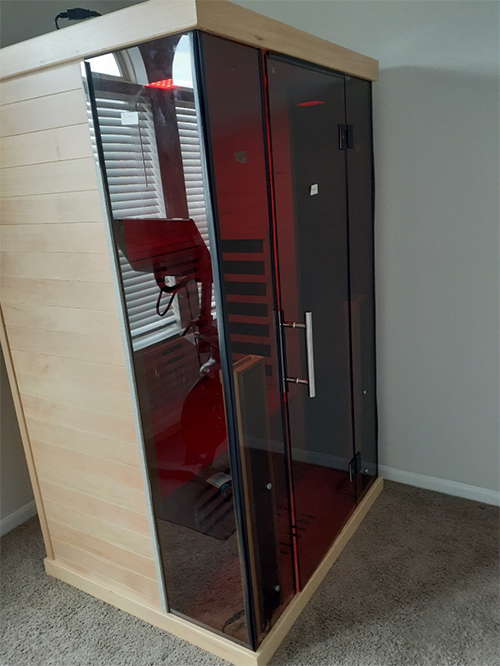 medical saunas with happy customer 33